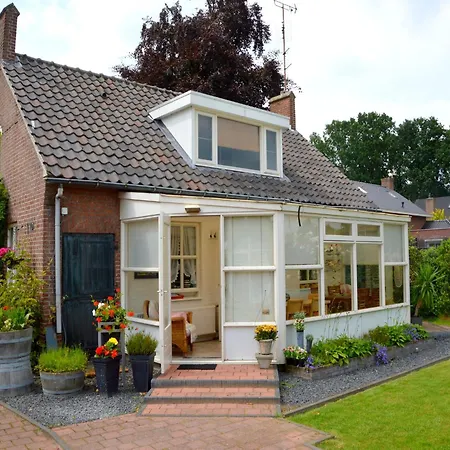 In With Garden, Cleaning Included Soerendonk