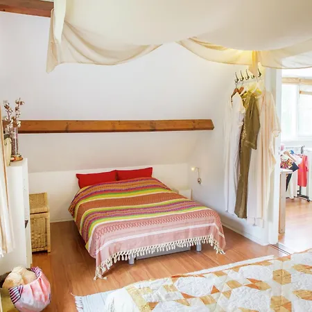 In With Garden, Cleaning Included Holiday home